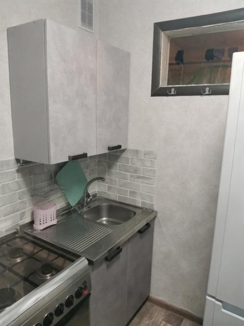 У бабули был день рождения, мы решили сделать сюрприз и затеяли ремонт. 06