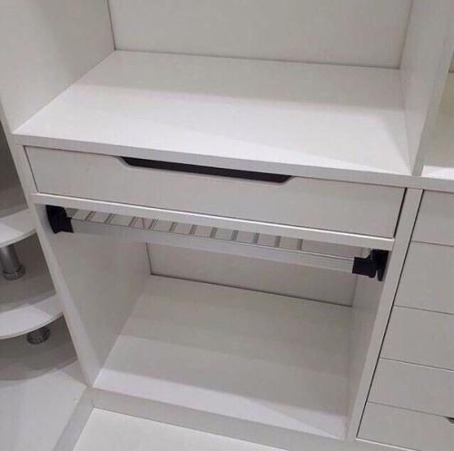 Я все придумала, муж реализовал) теперь у нас сбылась мечта - есть своя гардеробная. 04