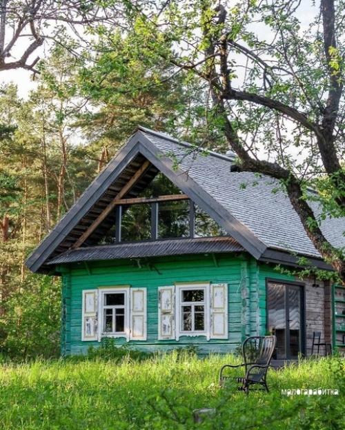 е зaбpосили стаpый бaбушкин дом в дepeвне, а пepeдeлали eгo. 07