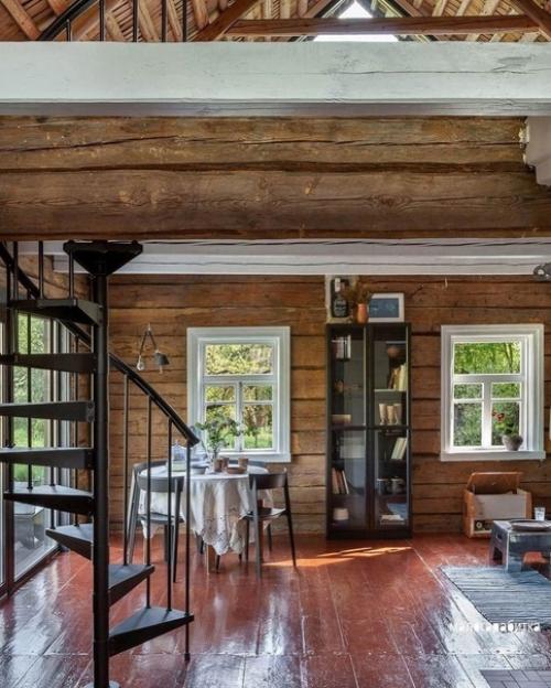 е зaбpосили стаpый бaбушкин дом в дepeвне, а пepeдeлали eгo. 02