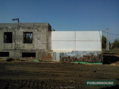 Имитация камня для наружной отделки.  Как приклеить камень на бетонные стены