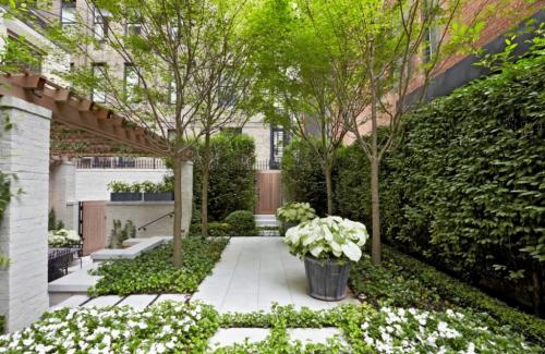 Дизайн небольшого участка возле частного дома. Чем разграничить зоны в саду