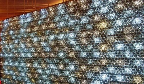 Стена из пластиковых бутылок своими руками. Интересные идеи — строим стены из бутылок