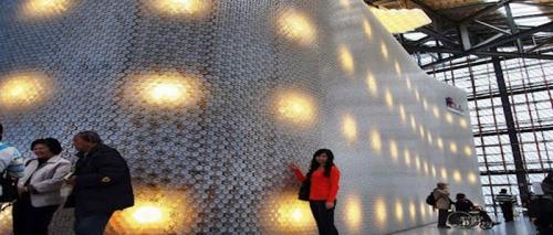 Стена из пластиковых бутылок своими руками. Интересные идеи — строим стены из бутылок