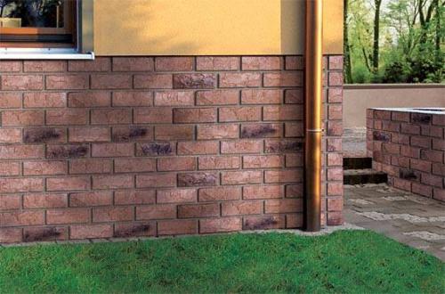 Какой кирпич лучше для цоколя фундамента. Для чего нужен цоколь из кирпича на фундамент? 02 Какой кирпич лучше для цоколя фундамента. Для чего нужен цоколь из кирпича на фундамент? 02