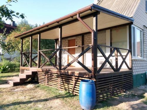 Крыша веранды к дому. Проекты террас пристроенных к дому