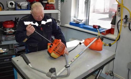 Ремонт бензиновых триммеров. Особенности самостоятельного ремонта бензиновых и электрических триммеров для травы