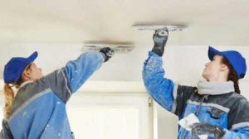 Как размыть потолок перед покраской. Как подготовить потолок к покраске водоэмульсионной краской?