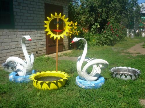 Как оформить большую клумбу перед домом. Клумба своими руками — роскошные идеи дизайнеров и советы по дизайну и оформлению (105 фото)