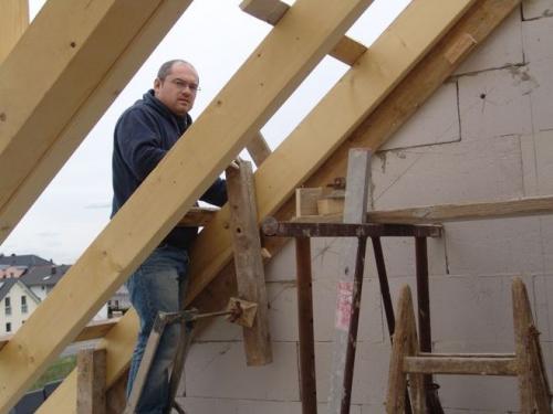 Усиление фронтона. Монтаж мансарды: как сделать фронтоны из газобетонных блоков своими руками?