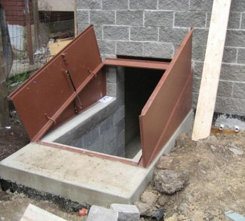 Делаем погреб в доме. Работы после возведения погреба своими руками: фото + дополнительные рекомендации 05 Делаем погреб в доме. Работы после возведения погреба своими руками: фото + дополнительные рекомендации 05