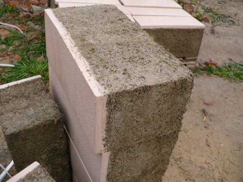 Арболитовые блоки экологичность. Арболит плюсы и минусы. Недостатки арболитовых блоков