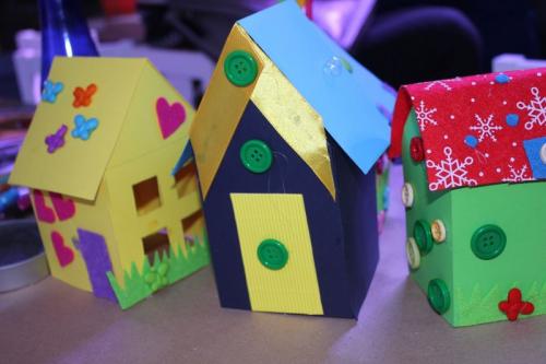 Дом из бумаги своими руками. Домик из бумаги — современные идеи и рекомендации, как просто и быстро сделать домик (100 фото)