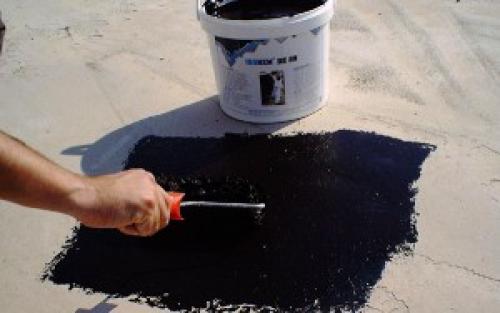 Обмазка горячим битумом за 2 раза. Какие бывают виды битума