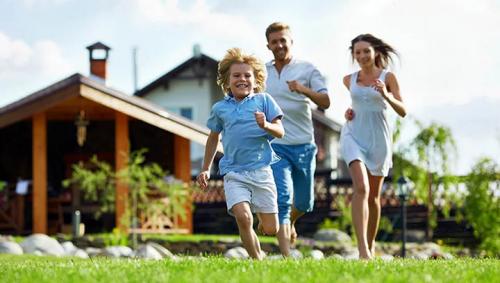 Переезд в загородный дом. Почему люди переезжают из квартир в загородные дома?