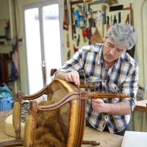 Скупка старой мебели. Покупаем старинную и антикварную мебель по фото. Бесплатная оценка и выезд!