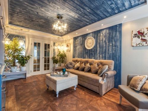 Неровные стены в интерьере. Как скрыть неровность стен