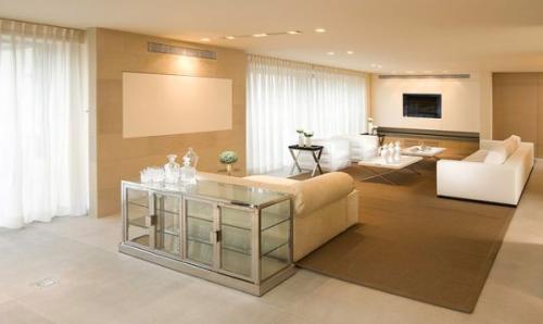 Как зрительно увеличить комнату с низким потолком. №2. Какой должна быть отделка?