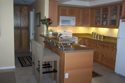 Как сделать барную стойку своими руками на кухне. Фотоотчет №3: Барная стойка с мойкой 34 Как сделать барную стойку своими руками на кухне. Фотоотчет №3: Барная стойка с мойкой 34