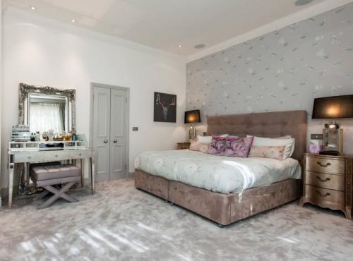 Сочетание пола и дверей в интерьере. Какого цвета ставить двери: в тон полу или нет 09