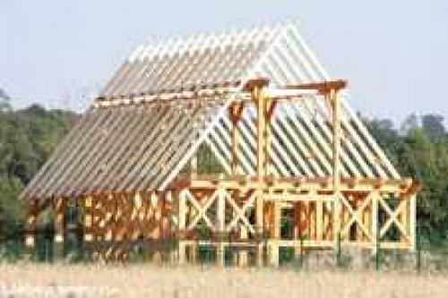 Как спрятать вертикальные трубы отопления. Как спрятать трубы отопления в частном доме