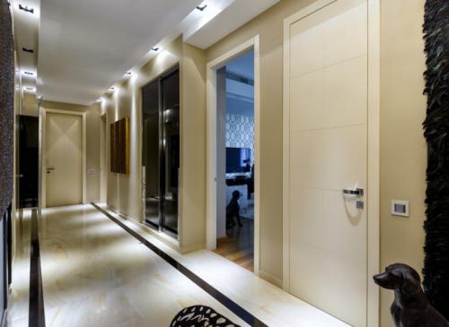 Сочетание пола и дверей в интерьере. Какого цвета ставить двери: в тон полу или нет 08