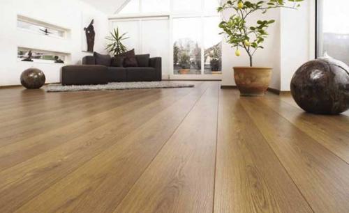 Как ухаживать за ламинатом, чтобы он блестел. Как придать блеск и сияние полу из ламината