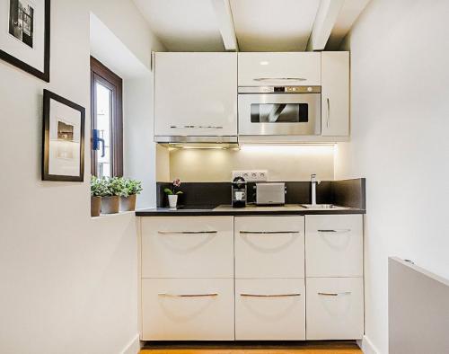 Мини-кухня для дома. Популярные модели