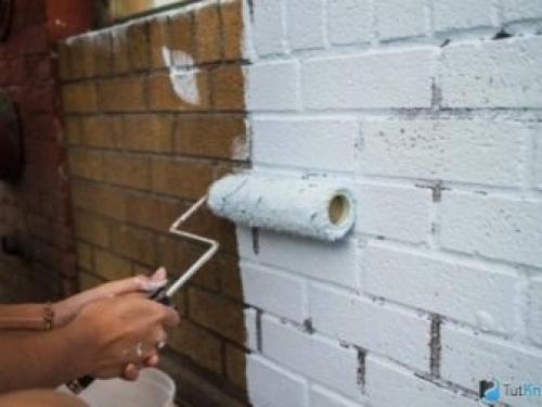 Как сделать красивой кирпичную стену. Различные способы состаривания кирпича 06