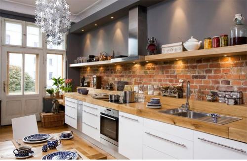 Фартук из дерева для кухни. Особенности деревянных фартуков 14 Фартук из дерева для кухни. Особенности деревянных фартуков 14