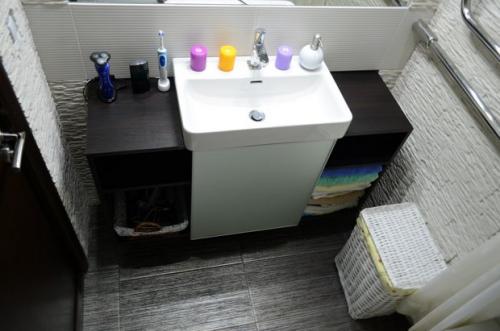 Искусственный камень для ванной комнаты. В пух и прах 07 Искусственный камень для ванной комнаты. В пух и прах 07