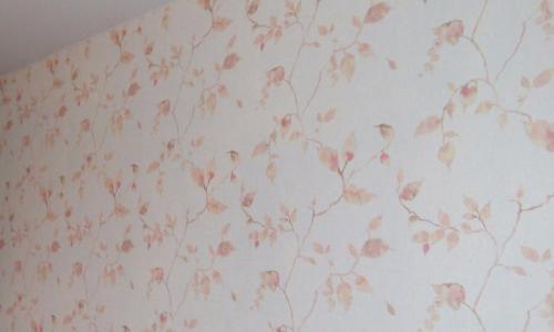 Можно ли клеить обои с вентилятором. Правила поклейки обоев