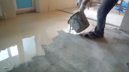 Как выровнять небольшие неровности пола. Как сгладить небольшие неровности пола: самый легкий способ