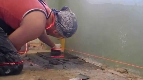 Как выровнять небольшие неровности пола. Как сгладить небольшие неровности пола: самый легкий способ