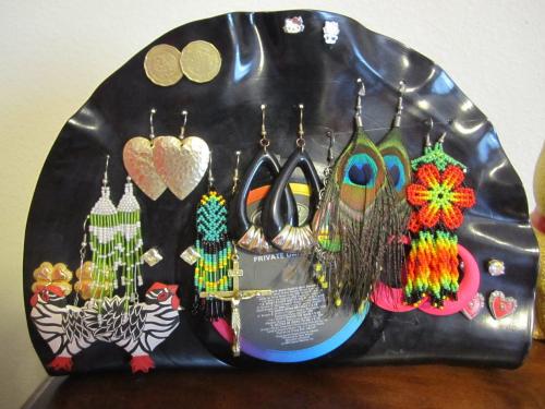 Пластинки виниловые в интерьере. 7 интерьерных обновок которые можно сделать из старых виниловых пластинок