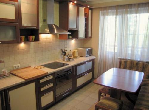 Маленькая кухня в панельном доме. Как увеличить площадь кухни в панельном доме?