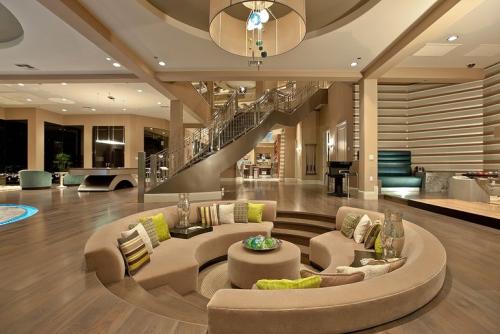 Лаунж зона это. Лаунж зона мечты: 5 предметов для уютнейшего уголка в квартире