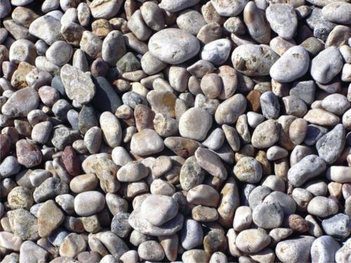Подложка под гравий. Выбор основного материала при создании дорожки
