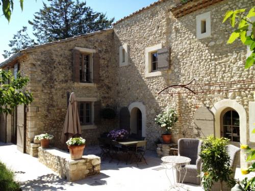 Интерьер дачного дома в стиле прованс. Особенности фасада дома в стиле прованс