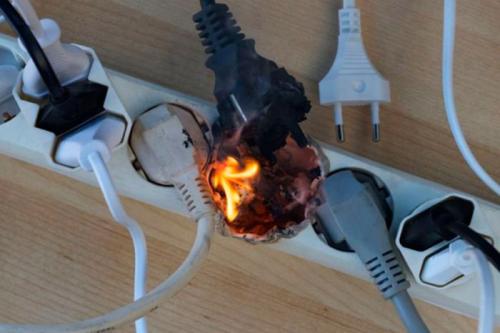 Выключатель автоматический с узо. Кто занимает больше места в щите узо или авдт 07 Выключатель автоматический с узо. Кто занимает больше места в щите узо или авдт 07