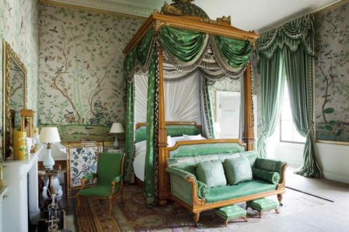 Спальня в бежево зеленых тонах. Зелень в разных стилях