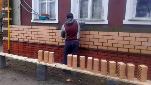 Деревянный дом обложенный кирпичом плюсы.и минусы. Обкладка деревянного дома кирпичом – плюсы, минусы, особенности