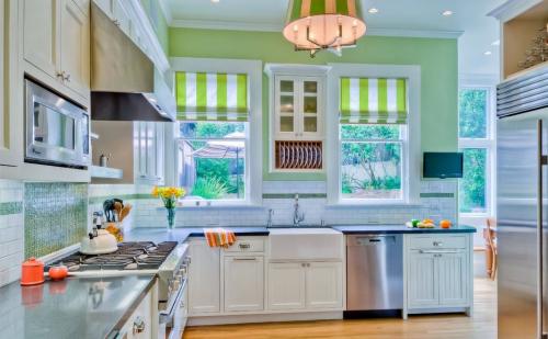 Обои на кухню зеленые. Зеленые обои на кухне 07