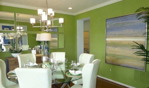 Обои на кухню зеленые. Зеленые обои на кухне 04