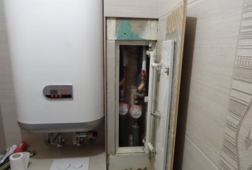 Как задекорировать люк в ванной. Основные функции ревизионных окон