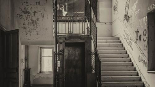 Плата за лифт отдельной строкой. Сколько стоит «проезд на лифте»