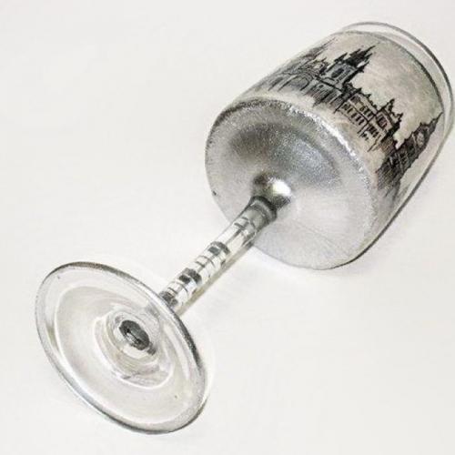 Поделки своими руками из бокалов. Оригинальный элемент декора