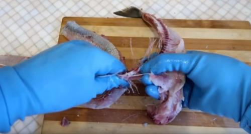 Как почистить селедку от мелких костей. Как правильно и быстро почистить селедку от костей: простая пошаговая инструкция