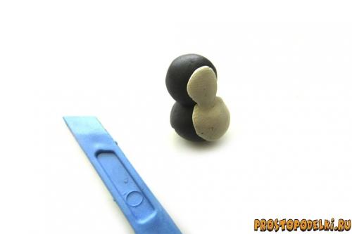 Пингвин из пластилина