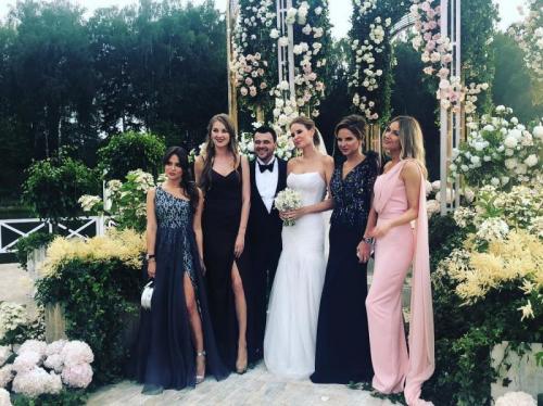 Эмин Агаларов его дом. Эмин Агаларов построил для сыновей дворец со стеклянными стенами на берегу Каспийского моря 19 Эмин Агаларов его дом. Эмин Агаларов построил для сыновей дворец со стеклянными стенами на берегу Каспийского моря 19